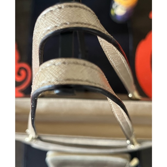 Michael Kors Gold Purse and Wallet Set - Picture 5 of 10